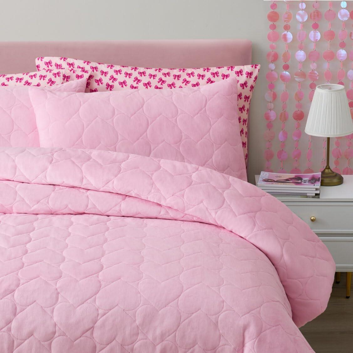 image:imageParis Hilton 3 Piece King Size Comforter Set with 2 Pillow Shams Soft Warm Chic amp Lightweight Quilted Bed Spread Housewarming amp Birthday Gifts for Women amp Teen Girls Lavender Roses Henrietta Cute DesignsLight Pink